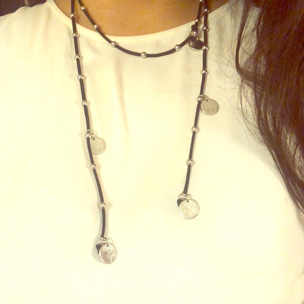 White House black market necklace/bracelet